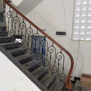 Escalera de Hierro Forjado para Apartamentos, Hoteles y Villas con Soporte Técnico en Línea, Diseño de Modelo 2D y 3D y Tres Años de Garantía - Product Image 1