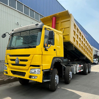 Camion benne d'occasion Sinotruk Howo 8x4 6x4, 40 mètres cubes, 12/10 roues, à vendre