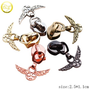 Nouvelle tendance personnalisée Crâne Design <span class=keywords><strong>Fermeture</strong></span> à glissière en métal <span class=keywords><strong>Fermeture</strong></span> à glissière réversible <span class=keywords><strong>Curseur</strong></span> pour sacs Logos Veste - Product Image 4