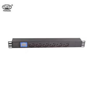 Israël Standard 6-Outlet Rack PDU Boîtier en alliage d'aluminium certifié CE 220-250V Compteur de tension/courant numérique pour armoires de serveurs - Product Image 3