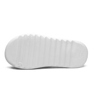 Pantuflas para Hombre y Mujer, Blancas, Antideslizantes, con Suela Gruesa, Sandalias para Exteriores, Zapatos de Inyección, Chanclas de Ocio para Adultos YB 2666 - Product Image 3