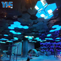 Solution d'affichage à LED irrégulière d'intérieur YHF Personnaliser la solution de mur vidéo à cylindre circulaire Module LED flexible