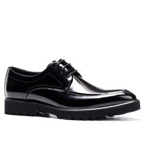 Chaussures pour hommes en cuir véritable, style décontracté et habillé, imprimé léopard, collection automne 2026, type bottes de neige, confort pieds nus - Product Image 3