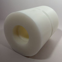 Composant double cylindre usiné sur mesure en nylon PA6 blanc résistant à la chaleur de qualité supérieure pour rouleaux de systèmes de convoyage