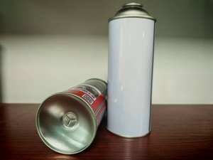 Petite <span class=keywords><strong>bouteille</strong></span> de gaz liquéfié <span class=keywords><strong>butane</strong></span> en fer blanc en forme de cylindre pour l'extérieur pour le camping au chalumeau - Product Image 3