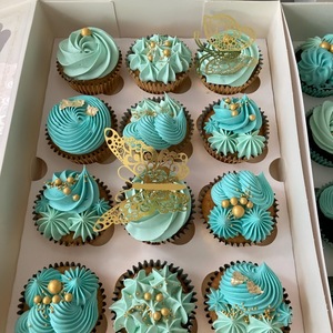 ของตกแต่งเค้กอะคริลิคสีทองรูปผีเสื้อ น้ำผึ้งและรสหวาน แบบสองด้าน สำหรับตกแต่งเค้กวันเกิด - Product Image 4