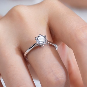 แหวนเพชรเมสซี่ 18k ทองคำขาว 1 กะรัต ทรงกลม เจียระไนแบบกลม ได้รับการรับรองจาก IGI แหวนเพชรสำหรับผู้หญิง แหวนหมั้นแบบโซลิแตร์ - Product Image 3