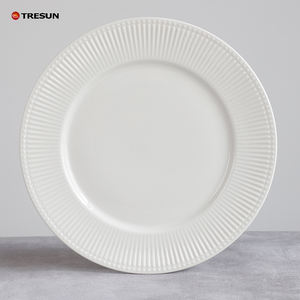 Vaisselle de cuisine aristocratique blanche haut de gamme en porcelaine gaufrée bol et assiette ensemble vaisselle en céramique de qualité supérieure - Product Image 2
