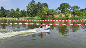 Uprgraded Mini kart électrique pour une personne à <span class=keywords><strong>jet</strong></span> d'eau Bateau électrique alimenté par batterie 72V60Ah en fibre de verre E-Boat - Product Image 3