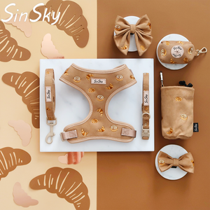Set Kalung dan Tali Anjing SinSky yang Dapat Disesuaikan, Tempat Kantong Kotoran, Harness Anjing Beludru Bersulam, 6 Buah Set Harness Anjing Kustom - Product Image 1