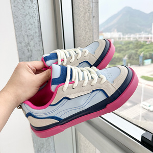 Chaussures de skate décontractées pour couple, tendance et originales, design de niche, sensation premium, baskets athlétiques polyvalentes et élégantes pour hommes - Product Image 4