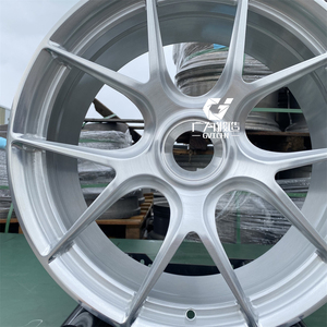 Rines de Bloqueo Central Brillantes de 40 mm ET para 997/991.1/991.2 GT2/<span class=keywords><strong>GT3</strong></span> <span class=keywords><strong>RS</strong></span>/Carrera S/Targa/GTS Turbo S, Forjados Nuevos - Product Image 2