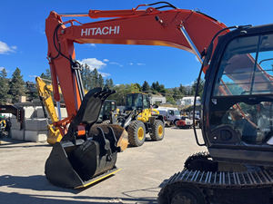 HITACHI usado en venta barato 210 220 Excavadora usada Excavadoras usadas de 20 toneladas Japón en buen estado con gran precio para la venta - Product Image 5