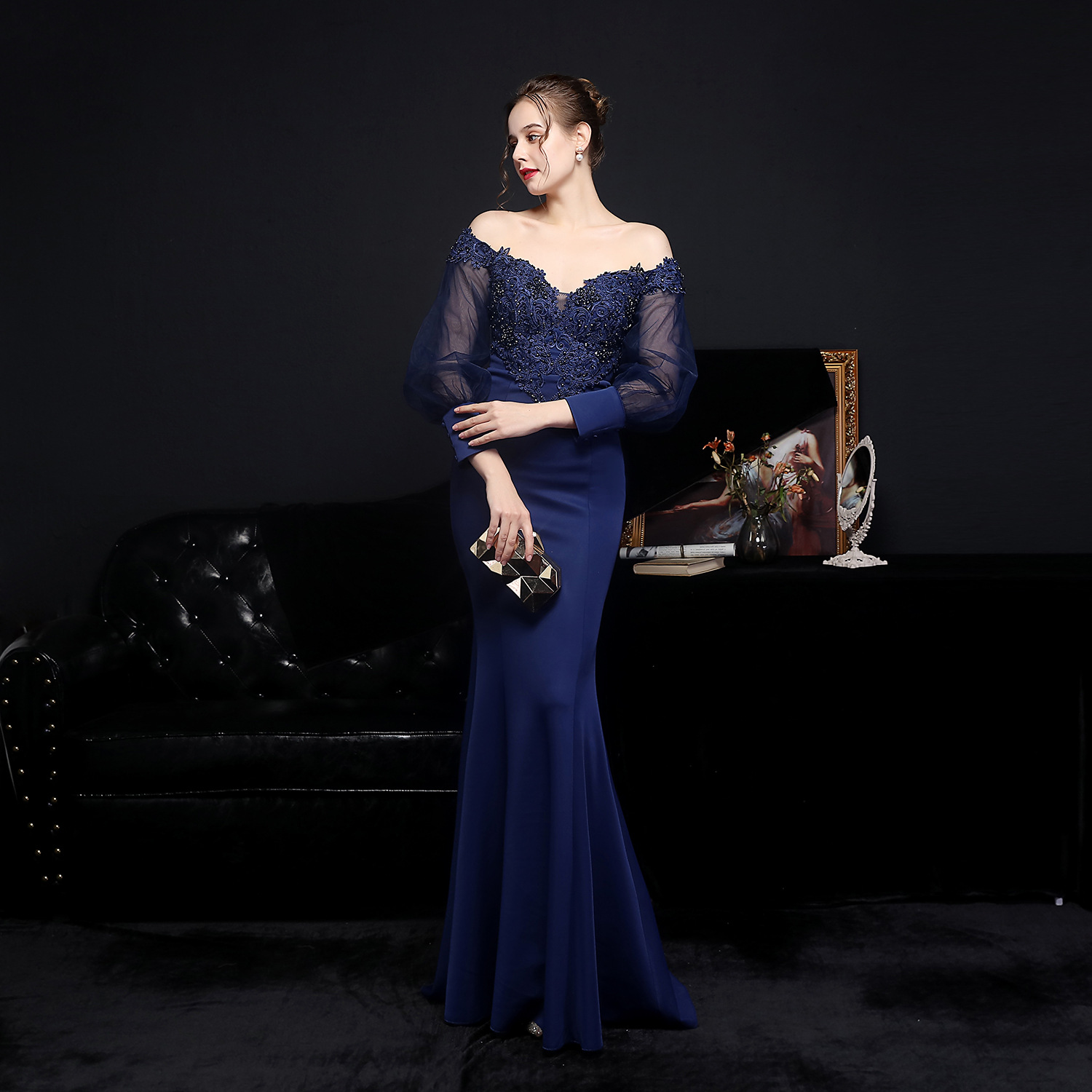 18612#Korean Satin Cloth Full Craft Lace Pressed European Long Sleeve Evening Dress