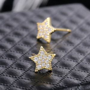 Pendientes de estrella de cinco puntas para mujer, diseño minimalista, accesorios para las orejas de uso diario - Product Image 4