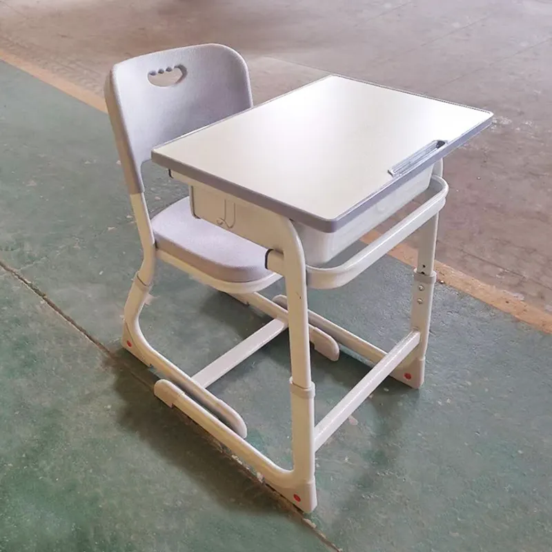 하이 퀄리티 경쟁력있는 가격 mordent 조정 가능한 높이 싱글 학생 책상 및 의자 가구 세트