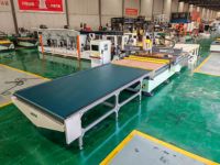 Machine de découpe CNC à alimentation automatique linéaire ATC pour le nesting, équipement de travail du bois pour la production de meubles, portes et panneaux de placards