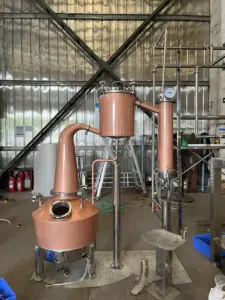 ขายส่งที่กําหนดเองคอลัมน์ทองแดง Gin Distiller บ้าน Mini Copper Gin ตะกร้า Distiller