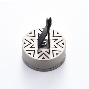 Diffuseur de parfum créatif vert à motif pour voiture, désodorisant d'intérieur à clipser sur grille d'aération - Product Image 5