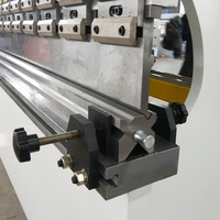 Presse plieuse hydraulique CNC de haute précision de marque SPS 110T4000 avec contrôleur Cybelec CT12 pour le pliage de tôles en acier inoxydable