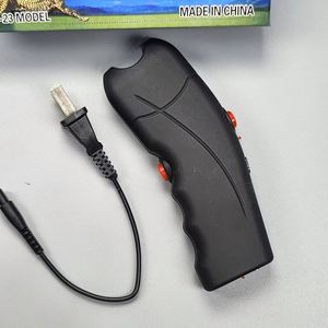 309 ไฟฉายยุทธวิธีและไฟฉาย LED สีขาวสว่างพิเศษ ระยะไกล กำลังไฟสูง ไฟกระพริบเพื่อความปลอดภัย อลูมิเนียมอัลลอยด์ - Product Image 1