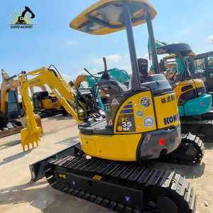 Machine à rayon compact avec balancement de queue nul et excellente performance de nivellement Komatsu PC35MR Excavatrices d'occasion - Product Image 2