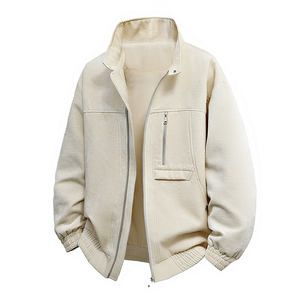 Veste en cuir vieilli personnalisée avec logo, style streetwear américain, pour homme élégant, avec revers et détails utilitaires, nouvelle veste de baseball décontractée. - Product Image 3