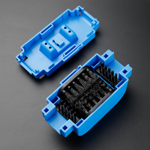 Limpiador de cadenas Yueli para bicicleta de montaña, herramienta de mantenimiento de cadenas con cepillo, material ABS, talla única, calidad de consumo - Product Image 1