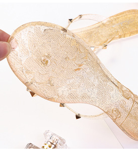 <span class=keywords><strong>Metal</strong></span> Decoração Branco Fácil Desgaste Femme <span class=keywords><strong>Flat</strong></span> Ladies Slides Transparente Geléia Sandálias Para As Mulheres 2024 - Product Image 4