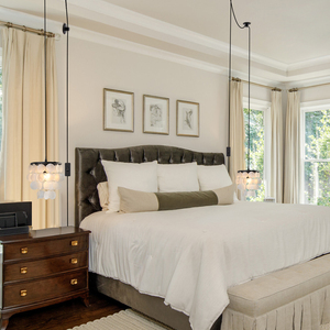 French Vintage <b>Shell</b>-Shaped Pendant <b>Light</b> for a Restaurant - Product Image 4