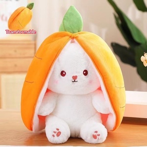 Peluche Lapin Réversible Carotte-Fraise Kawaii, Jouet en Peluche Doux pour Enfants, Prêt à Expédier - Product Image 6