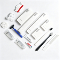 Kit d'articles de toilette jetables de luxe pour hôtel, personnalisable avec logo, prêt à expédier, fournitures pour chambre d'hôtes avec savon et brosse à dents