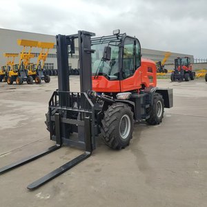 Chariot élévateur tout-terrain Longcheng d'occasion 3,5T, générateurs diesel, utilisation en atelier, mât à deux étages, faible consommation - Product Image 2