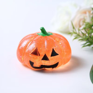 Juguete de Calabaza de Halloween para Apretar, Bola Blanda Antiestrés con Purpurina para Recuerdos de Fiesta al por Mayor - Product Image 3
