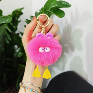 Porte-clés Adorable Canard en Peluche sur Boule de Charbon, Pendentif Amusant, Cadeau Souvenir Kawaii pour Filles et Femmes - Product Image 2
