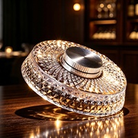 Verre à whisky rotatif en cristal à paroi mince gravé d'étoiles, gobelet anti-stress portable au design minimaliste pour