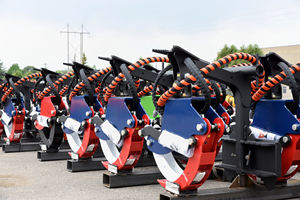 <span class=keywords><strong>3</strong></span>-बिंदु ट्रैक्टर माउंट <span class=keywords><strong>Skidder</strong></span> लोडर हाथापाई - Product Image 4