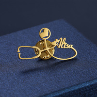 Broche personnalisée en acier inoxydable de qualité supérieure avec gravure de nom et lettre, pour unisexe - Cadeau et occasions de fête