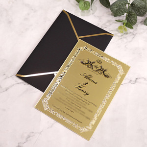 Tarjeta de invitación acrílica de espejo dorado con proceso de estampado negro con patrón de corte láser y sobre a juego para eventos de <span class=keywords><strong>boda</strong></span> - Product Image 2