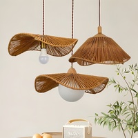 Lampe suspendue en rotin et corde de chanvre de style Wabi-sabi, forme de lustre, plusieurs couches, design décoratif, suspension LED à intensité variable, café