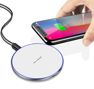 <span class=keywords><strong>2022</strong></span> nuevo cargador inalámbrico portátil de <span class=keywords><strong>carga</strong></span> rápida de 15W cargador de batería para teléfono móvil para iPhone y Android - Product Image 4