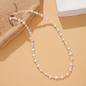 Collier de perles étoilées blanches à cinq branches, chaîne de clavicule, bijoux pour femmes, cadeau, origine Yiwu - Product Image 2