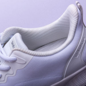 בד ריפוד נעליים קל משקל מסוג CoolMax, בעל גמישות גבוהה, סופג לחות, אנטי בקטריאלי, עשוי פוליאסטר סרוג. - Product Image 1