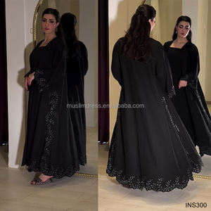 ชุดอาบายะห์หรูหราสไตล์โรแมนติกสำหรับผู้หญิง แบบเปิดประดับด้วยคริสตัลและมุก  เสื้อผ้าอิสลามสุภาพเรียบร้อย ผลิตจากโพลีเอสเตอร์ - Product Image 3