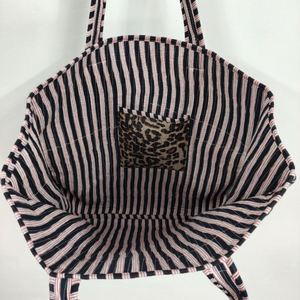 Sac fourre-tout en coton pour femme à imprimé léopard - Sac de voyage portable pour l'été et l'automne, sac de plage, sac de week-end - Product Image 5