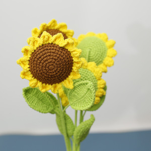 Bouquets <span class=keywords><strong>de</strong></span> tournesols tissés à la main, une création artisanale <span class=keywords><strong>pour</strong></span> <span class=keywords><strong>maman</strong></span>, faits au crochet avec <span class=keywords><strong>de</strong></span> la fausse laine, une finition magnifique - Product Image 3