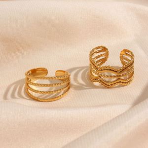 Anillos de Acero Inoxidable Chapados en Oro de Moda Europea y Americana, Diseño Geométrico Elegante y Moderno, de Lujo Ligero, para Comercio Transfronterizo - Product Image 2