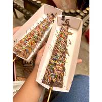 Vente en gros Plateau à gaufres créatif pour crème glacée Plateau à gaufres personnalisé imprimé Mochi Donut Ball Snack Plateau en papier sucré Boîte d'emballage Boîte à gaufres Bâtons