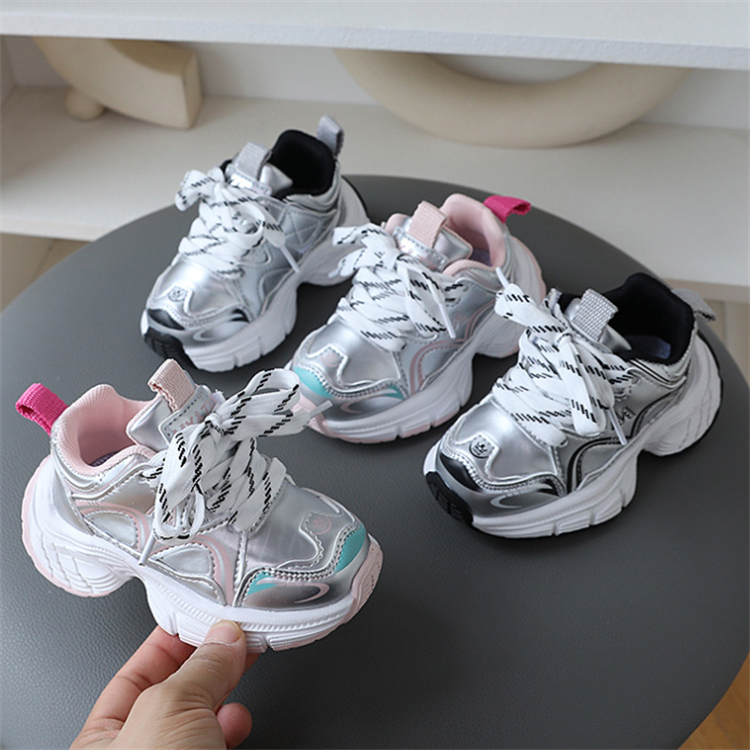 Sepatu Sneakers Gucci Silver Sparkle Sneakers Years Old Fashion