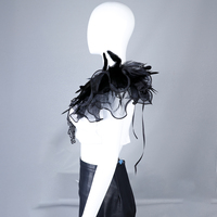 Épaulette en dentelle noire et plumes avec coussinets volumineux en plumes d'autruche, accessoire de costume de scène pour burlesque et showgirl